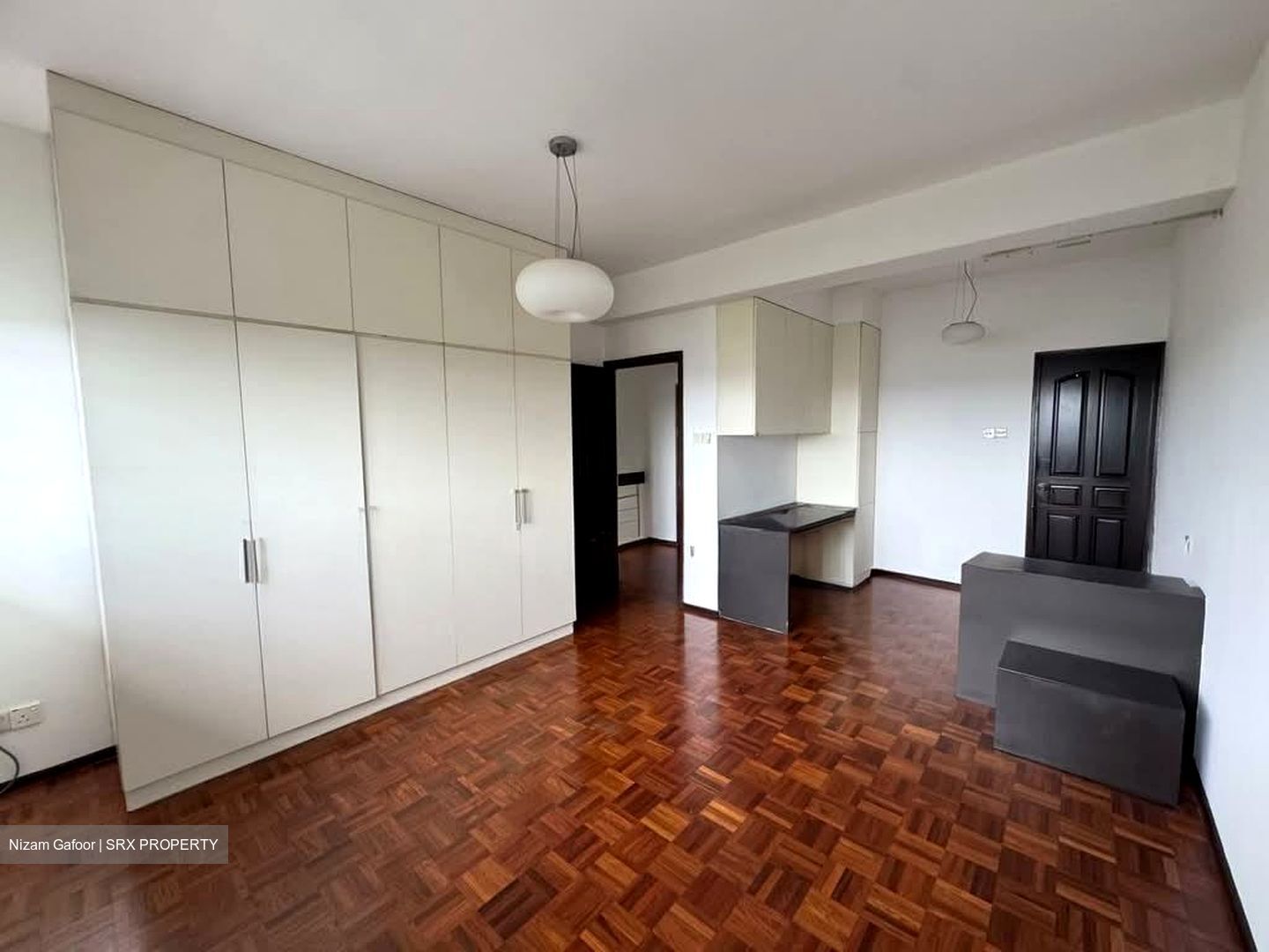 Sherwood Towers (D21), Apartment #564132021